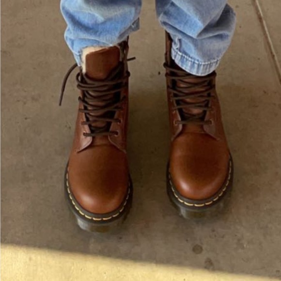 Dr. Martens Shoes - Dr Martens Brown Boots Size 6 1460 Serena